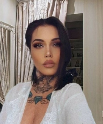 Мои опытные руки и нежные прикосновения сведут тебя с ума. 🌟
Я живу в Москве, городе, где всегда есть место для страсти и разврата. 🔥 Мои услуги включают классический и эротический массаж, глубокий оральный секс, различные позы в сексе и многое другое. Я открыта для экспериментов и готова исполнить твои самые сокровенные фантазии. 💋
Вся информация о моих услугах и фотографии доступны на моей личной странице. Там ты сможешь найти положительные отзывы от моих предыдущих клиентов, которые подчеркивают мою профессиональность и умение удовлетворять мужчин. 💯
Доверься моим нежным рукам и ощути абсолютное наслаждение. Я гарантирую полную конфиденциальность и безопасность нашей встречи. Жду тебя в Москве, мой герой страсти! 💫 233, 51 год