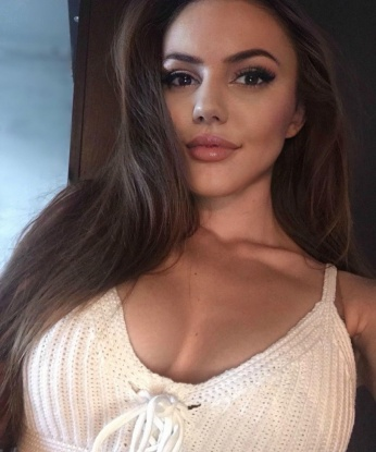 Я знаю, как доставить максимум удовольствия и расслабления. Мои услуги включают классический и эротический массаж, французский, классический и разнообразный секс, а также эксперименты в постели. Я приглашаю тебя в мое уютное гнездышко в Москве, где мы сможем насладиться друг другом и забыть о повседневных проблемах. У меня есть отличные отзывы от довольных клиентов, готовых подтвердить мою профессионализм. Ты не пожалеешь о своем выборе, со мной ты найдешь именно то, что искал. 🌟🔥💋🌹 #Москва #Москвы #вМоскве #эскорт #проститутка 11347, 24 года