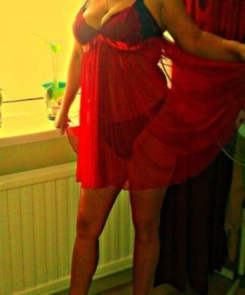 Развратная по натуре, я умею доставлять незабываемое удовольствие своим клиентам. Мои услуги направлены на удовлетворение самых сокровенных фантазий. Приглашаю вас в мир похоти и наслаждения, где нежные прикосновения, горячие поцелуи и страстные объятия станут вашей реальностью. У меня множество возможностей для удовлетворения самых смелых желаний. Мои фото не оставят вас равнодушными, и мои отзывы говорят сами за себя. Живу в самом сердце Москвы, где соблазн и разврат воплощаются в реальность. Позвольте себе истинное наслаждение со мной. Жду вас! 💋 9693, 36 лет